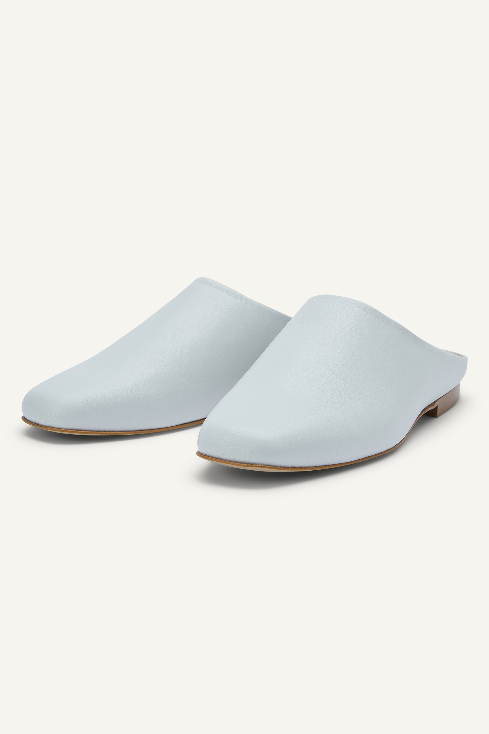 Stuart weitzman white mules deals